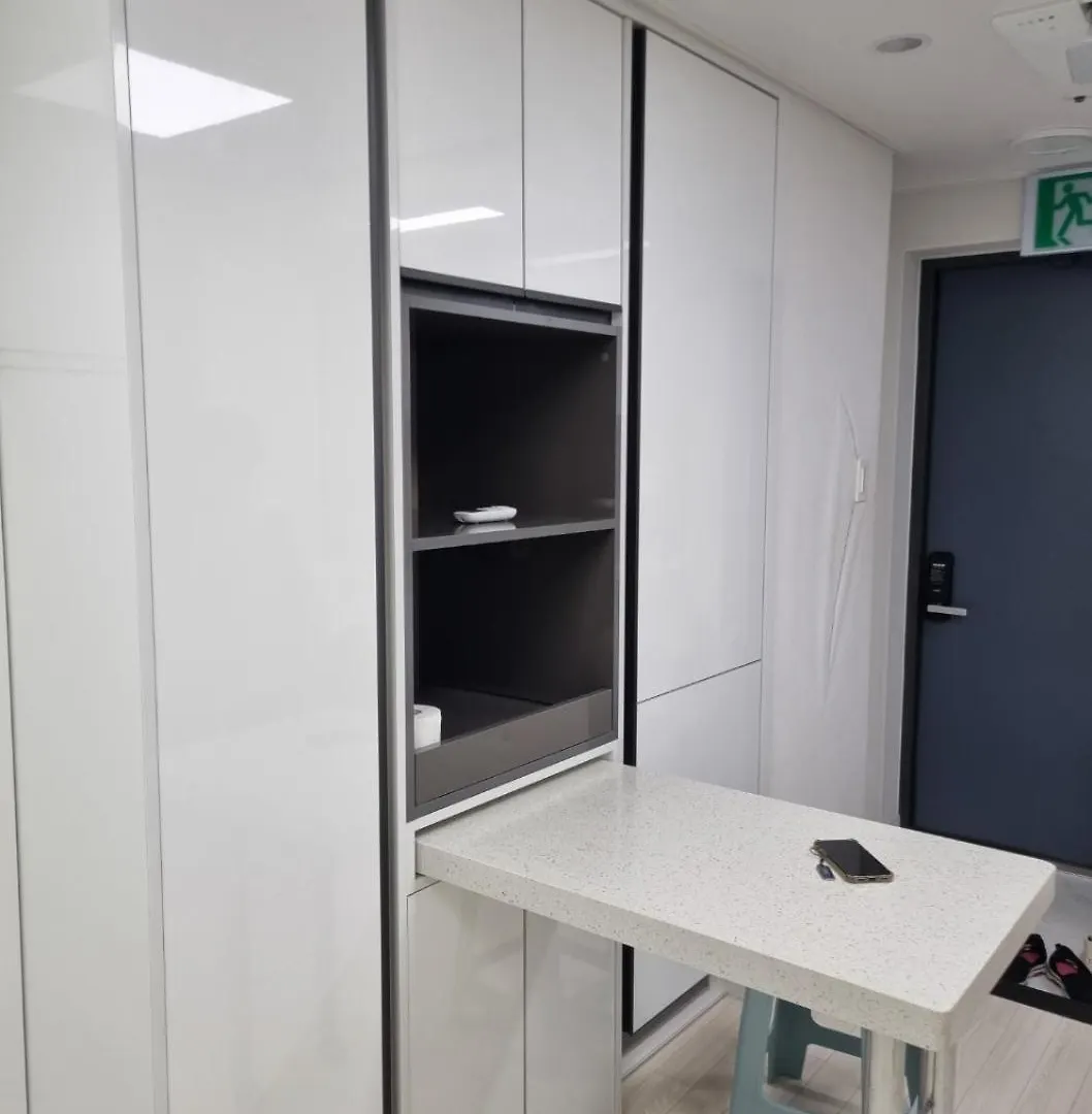 The Hideout - One Bedroom Apartment In Central Seoul- 2Min From Subway
